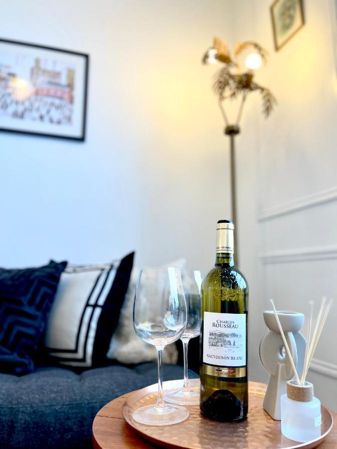 Am Living - Cheltenham Town Centre - St Georges Square المظهر الخارجي الصورة